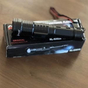 چراغ قوه دستی روی لانگ مدل SX616  با نور مهتابی