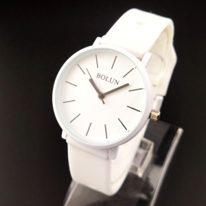 ساعت مچی عقربه ای زنانه بولون مدل BW3319