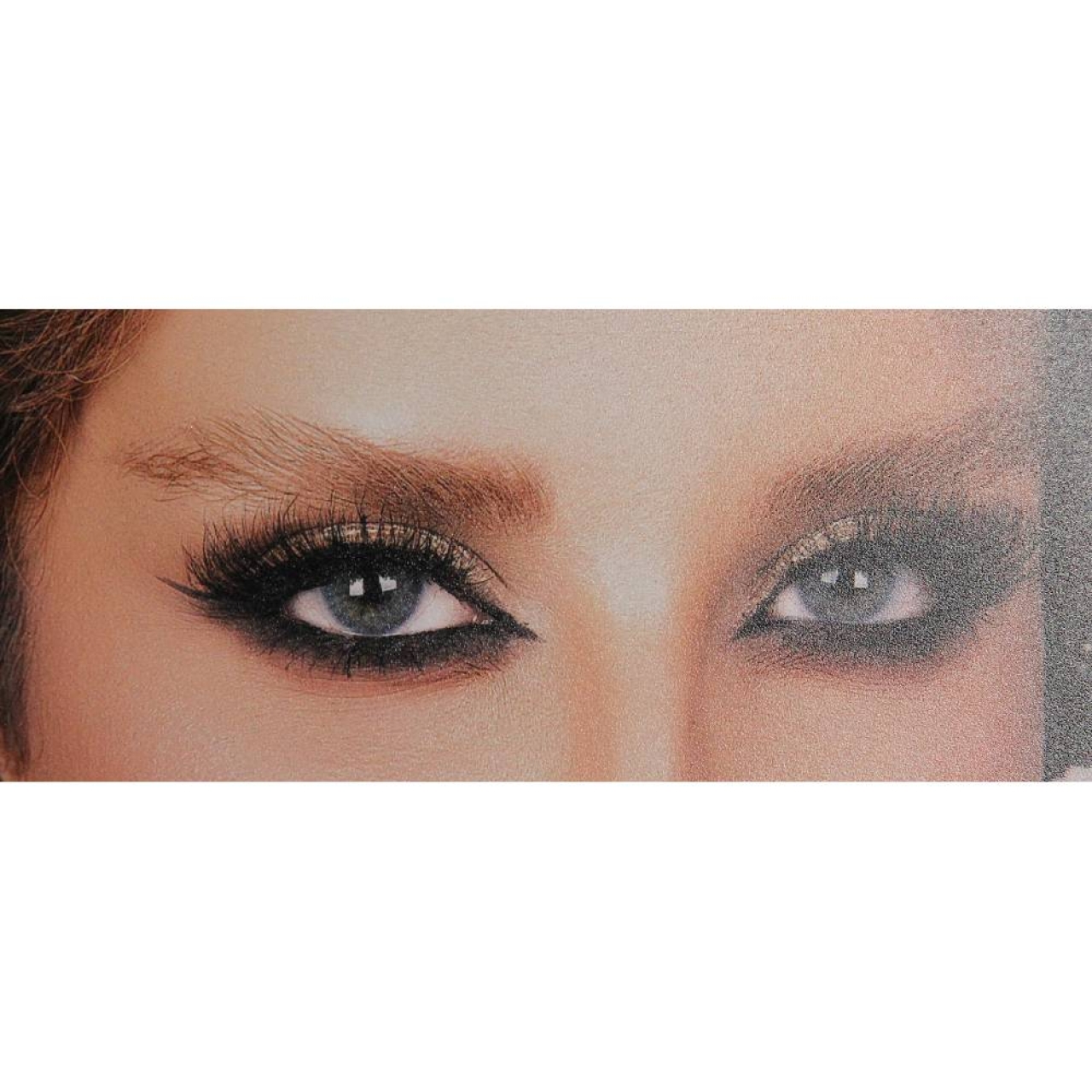 لنز 1000 ساعته نابلنس شماره 27 رنگ LARIMAR