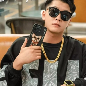  قاب محافظ گوشی آیفون 16 طرح سگ گلدوزی شده نیمی Embroidery 