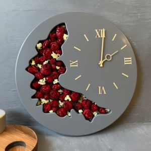 ساعت دیواری رزینی داخل دفرمه