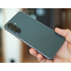 گوشی موبایل سامسونگ مدل Galaxy A56 دو سیم کارت ظرفیت 256 گیگابایت و رم 8 گیگابایت - ویتنام - به همراه هدیه هدفون بلوتوثی سامسونگ Galaxy Buds FE
