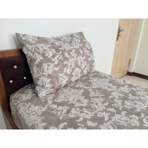 ملحفه کشدار و روبالشی یکنفره طرح الانزا سایز ۲۰۰*۹۰