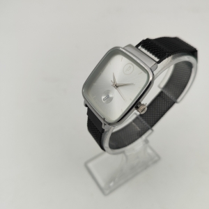 ساعت مچی عقربه ای زنانه پلیس مدل f5