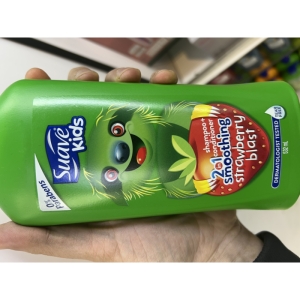 شامپو سر و بدن کودک سواو رایحه توت فرنگی حجم 532 میلی لیتر ا