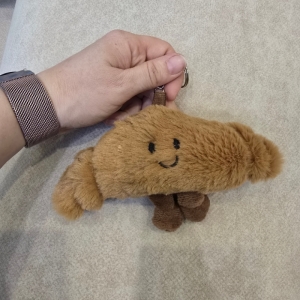 جاکلیدی عروسکی مدل کروسان