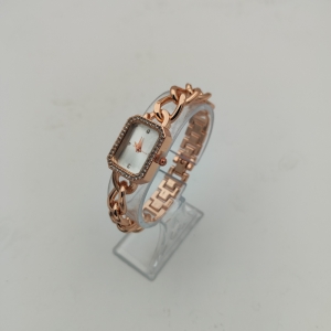 ساعت مچی عقربه ای زنانه نایدو مدل زنجیری 110R