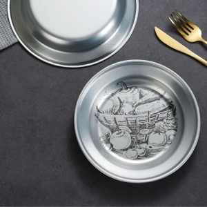 بشقاب استیل مدل طرح دار 