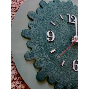 ساعت دیواری رزینی مدل ماندلا