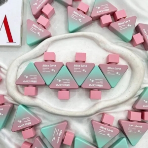 رژ لب مایع میس لارا مدل مثلثی حجم 6 میل کد 04