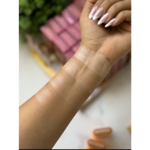ضد آفتاب استیکی میس لارا SPF60  وزن 30 گرم کد ۰۱