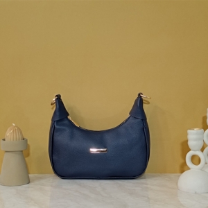 کیف زنانه دوشی کد  B122
