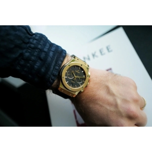 ساعت مچی مردانه هابلوت HUBLOT مدل 1970