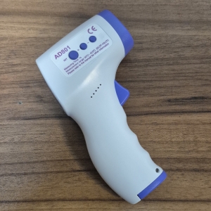 تب سنج و دما سنج غیر تماسی مدل AD801