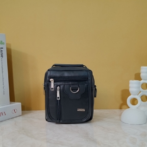 کیف دوشی مردانه کدB53