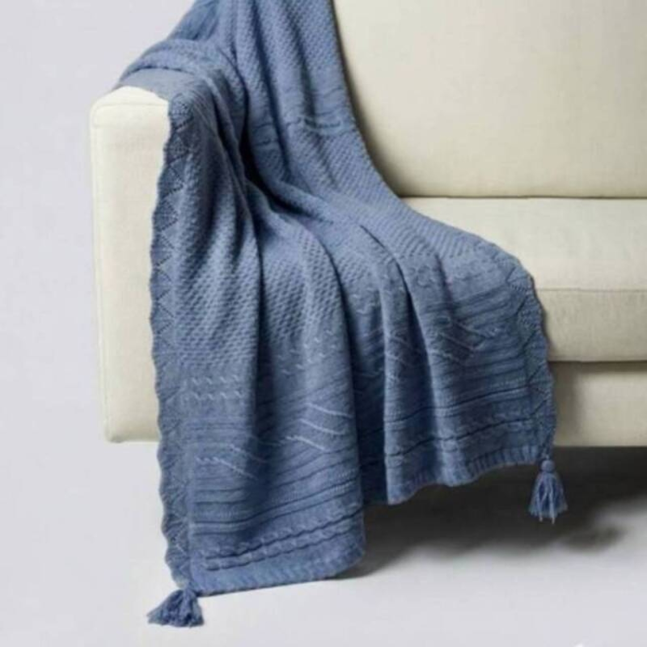 شال مبل ژورنالی آدلانته مدل دیانا آبی نفتی سایز ۱۴۰*۱۸۰ سانتی متر