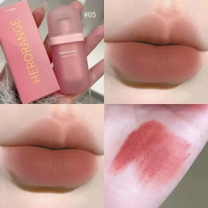 رژلب مایع مخملی هرورنج مدل CURVY شماره 05