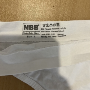 شورت زنانه nbb مدل لامبادا ساده رنگ سفید