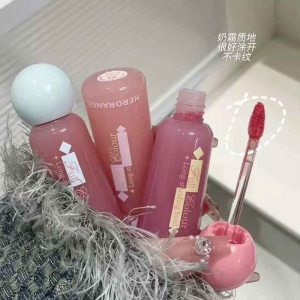 رژ لب مایع مخملی هرورنج مدل ROUND & SOFT شماره 03