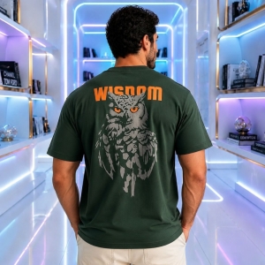 تیشرت مردانه قواره باکسی طرح Wisdom رنگ سبز