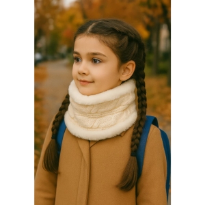 شال گردن رینگی خز دار بچگانه رنگ کرم