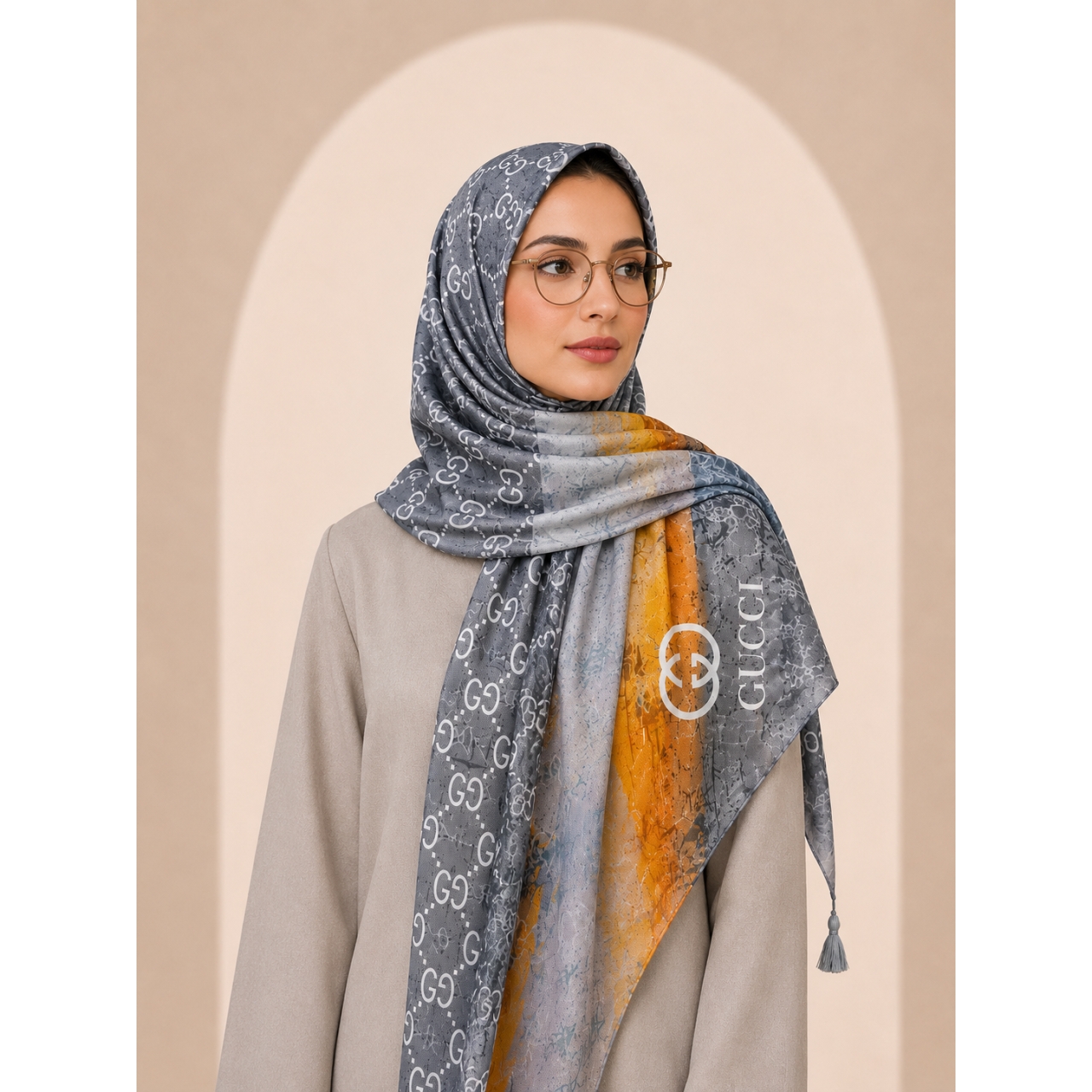 شال گوچی رنگ طوسی کهربایی