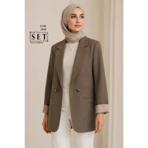 کت کلاسیک کرپ رنگ کرم چوبی مدل تینا برند SET